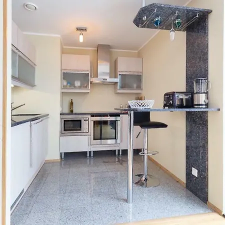 Apartment Papli 34 With Pool Parnu