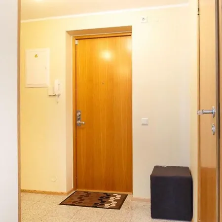 Papli 34 With Pool Apartment